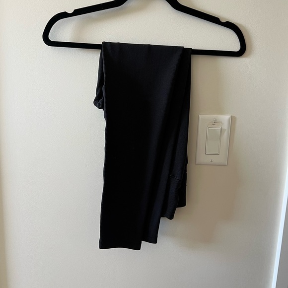 ARIE OFFLINE CROSSOVER ‘waffle’ LEGGINGS - Picture 2 of 2